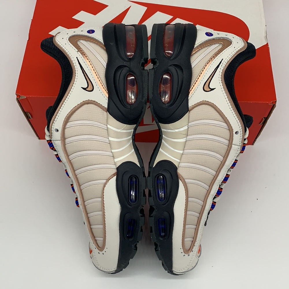 Air Max TAILWIND IV SE - Picture 8 of 12
